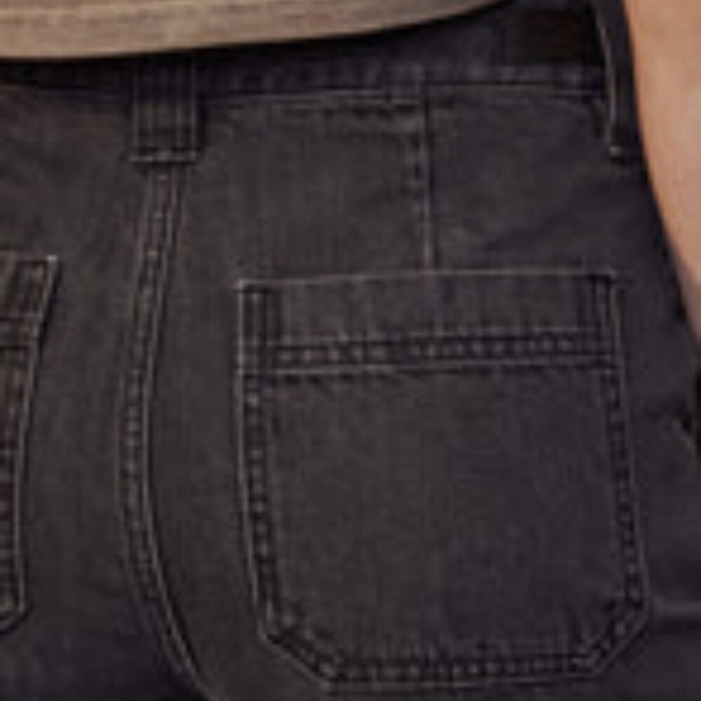 KanCan Black Cropped Pants